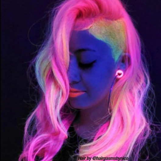 Manic Panic - High Voltage Classic / Electric Pink Pussycat