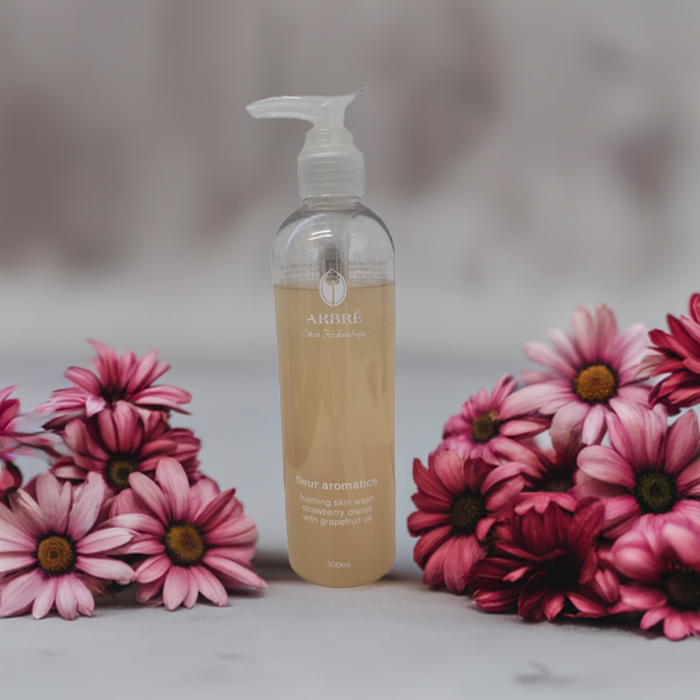 Arbre - Strawberry Creme Skin Wash 300ml
